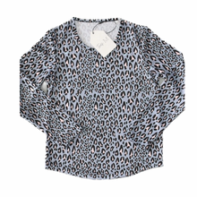 Load image into Gallery viewer, Mint Cheetah long sleeve top - Ladies
